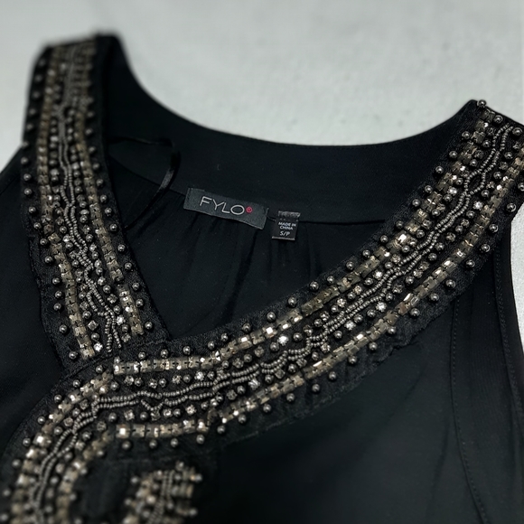 Ladies clothing - Picture 6 of 8